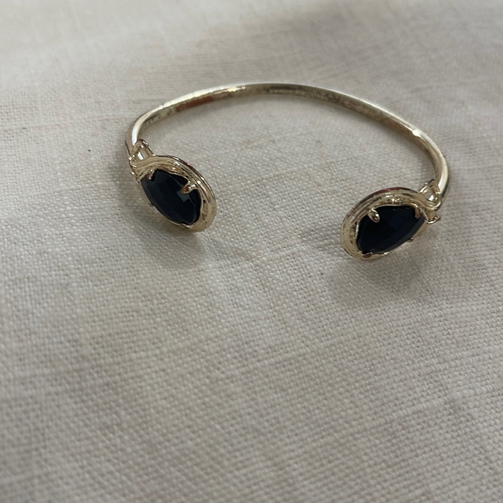 Kendra Scott bracelet